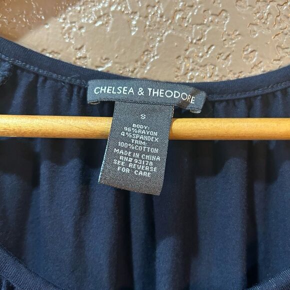 Chelsea & Theodore Women’s Small Blue Black 3/4 Sleeve Shirt - Picture 4 of 5